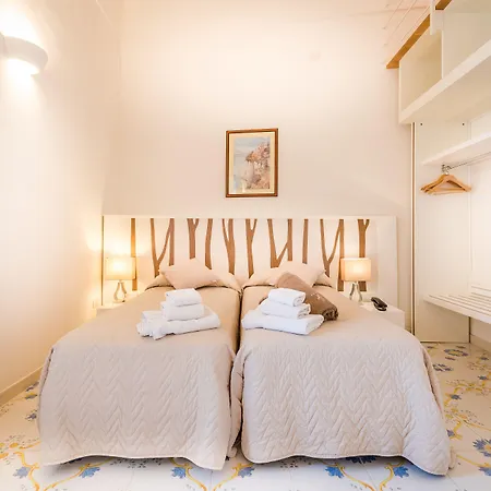 Hotel Le Axidie 4*
