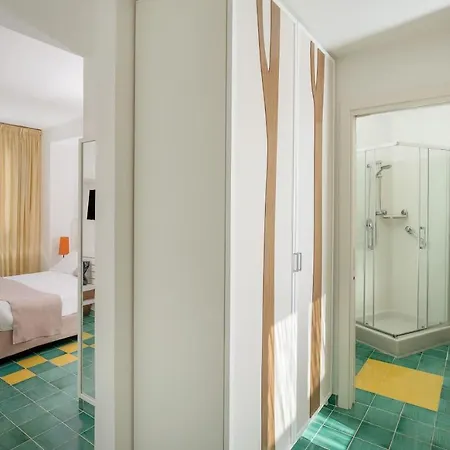 르 악시디 호텔 4*