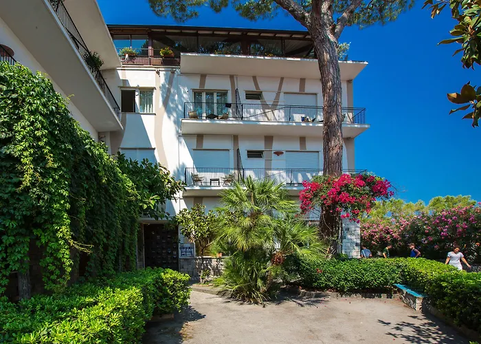 Le Axidie Hotel 4*